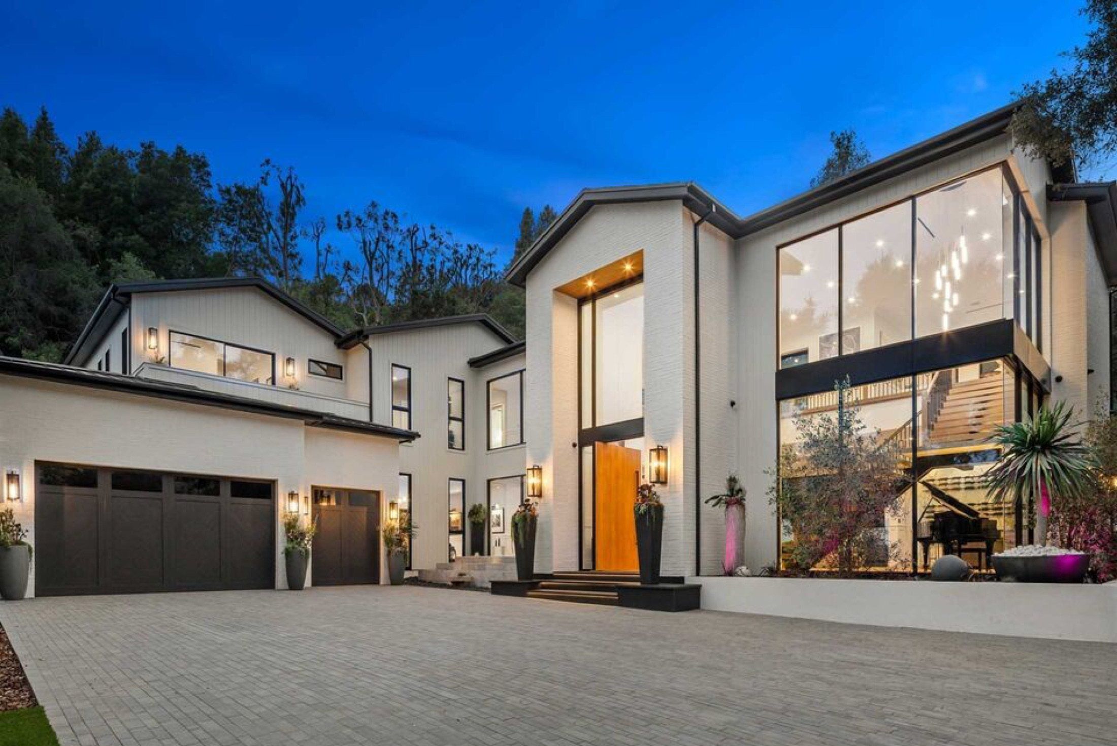 13158 Boca De Canon Ln, Los Angeles, photograph 1 of the Carolwood Estates listing