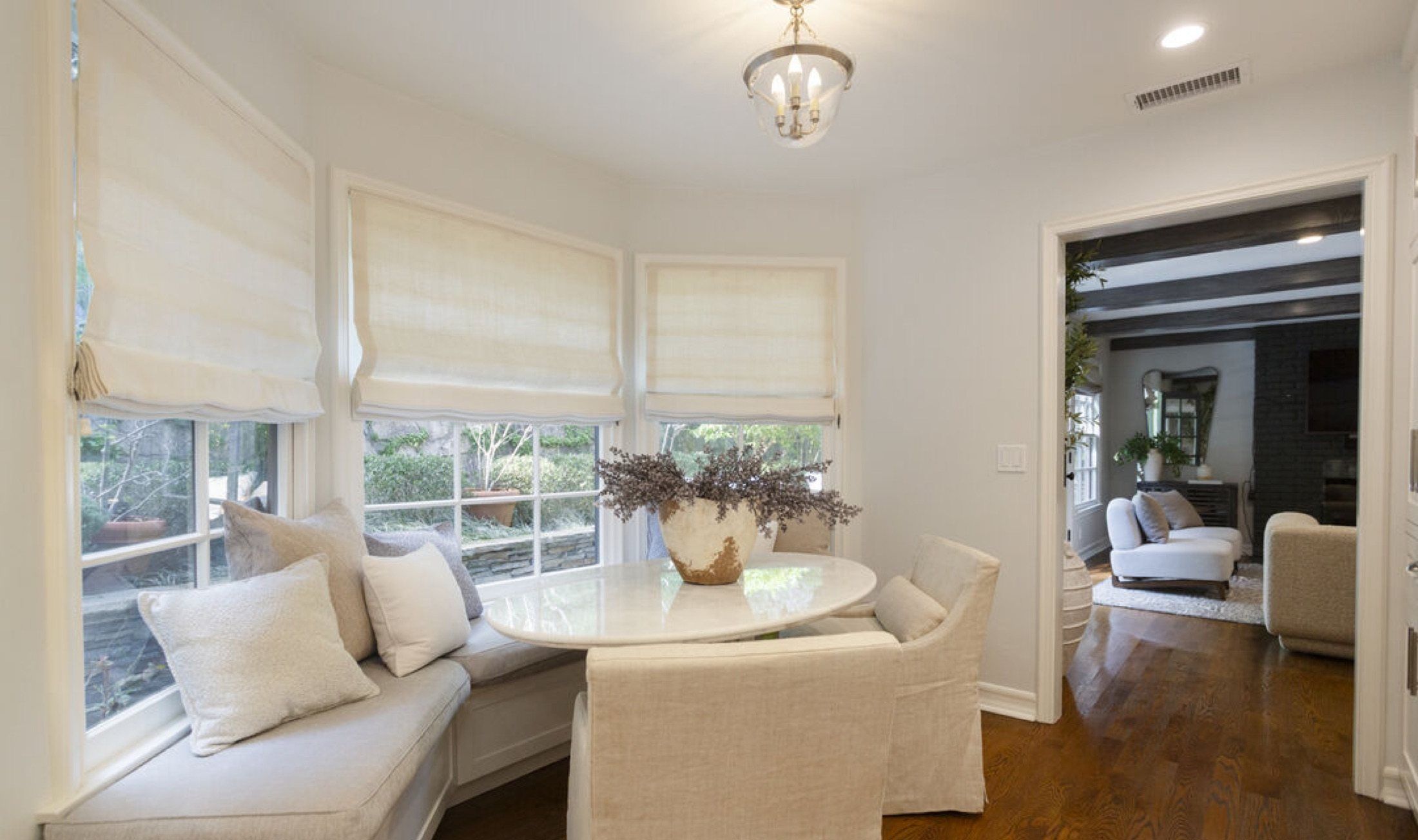 13176 Boca De Canon Ln, Los Angeles, photograph 4 of the Carolwood Estates listing