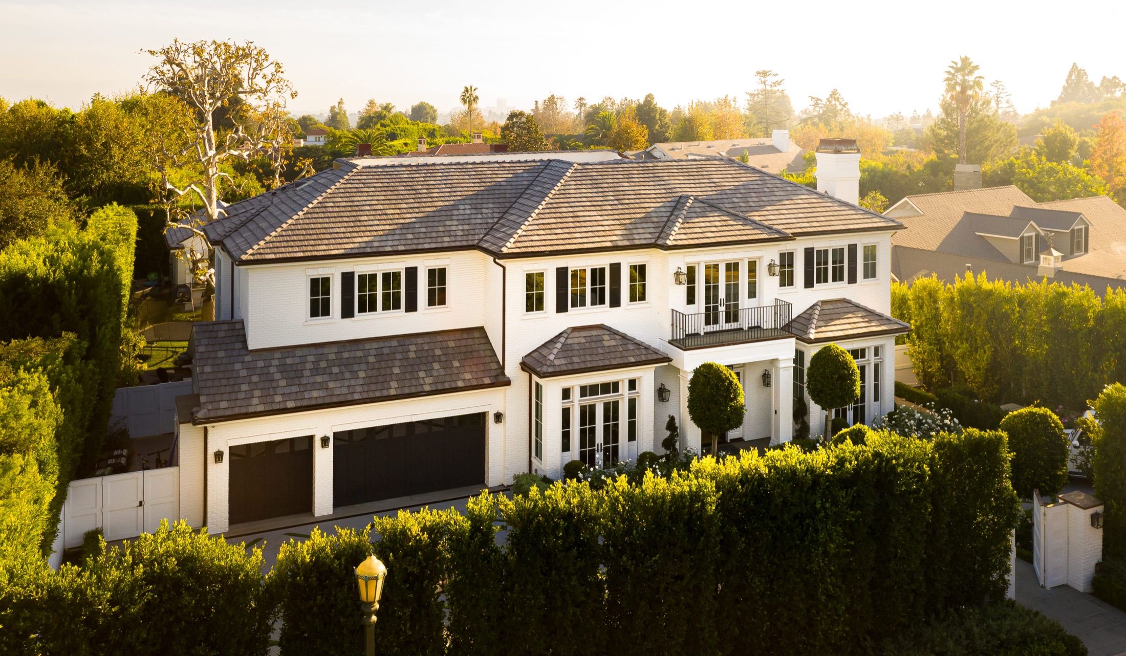 1580 Sorrento Dr, Pacific Palisades, photograph 5 of the Carolwood Estates listing