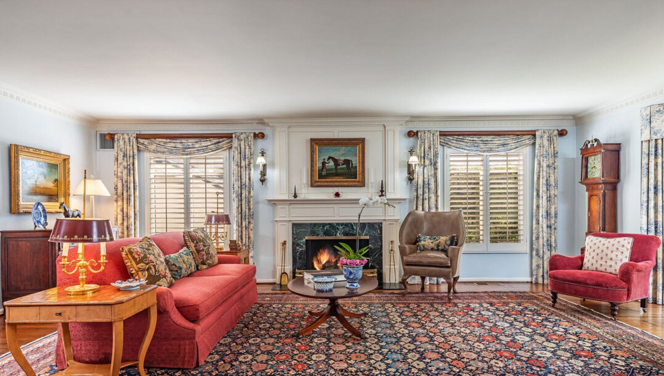710 N Alta Dr, Beverly Hills, photograph 5 of the Carolwood Estates listing