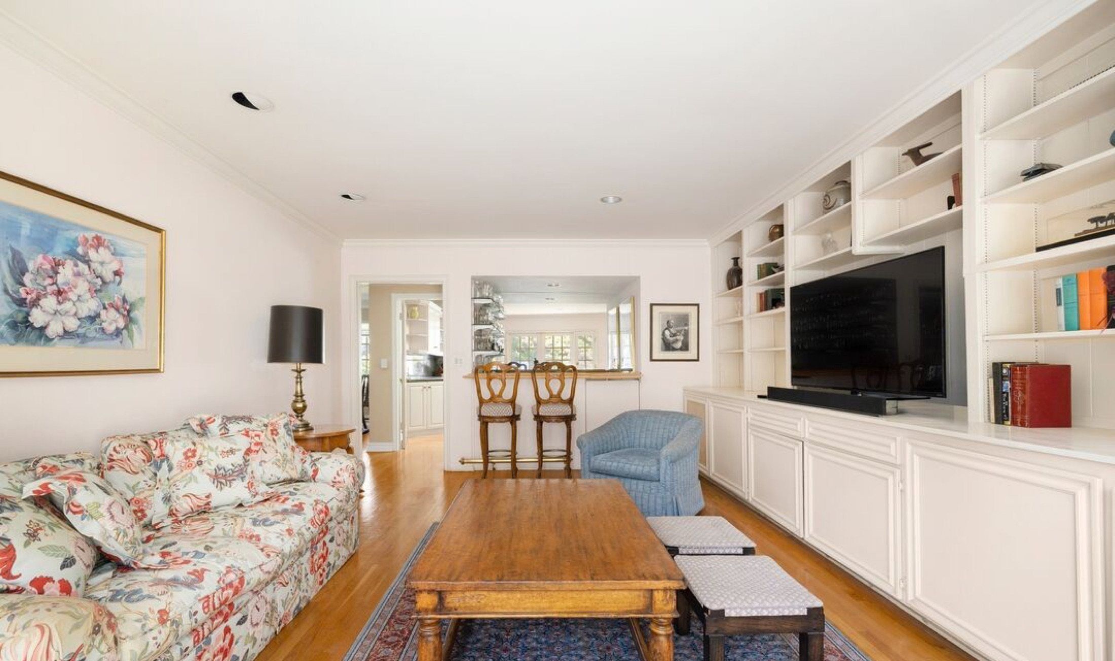 250 Surfview Dr, Pacific Palisades, photograph 6 of the Carolwood Estates listing