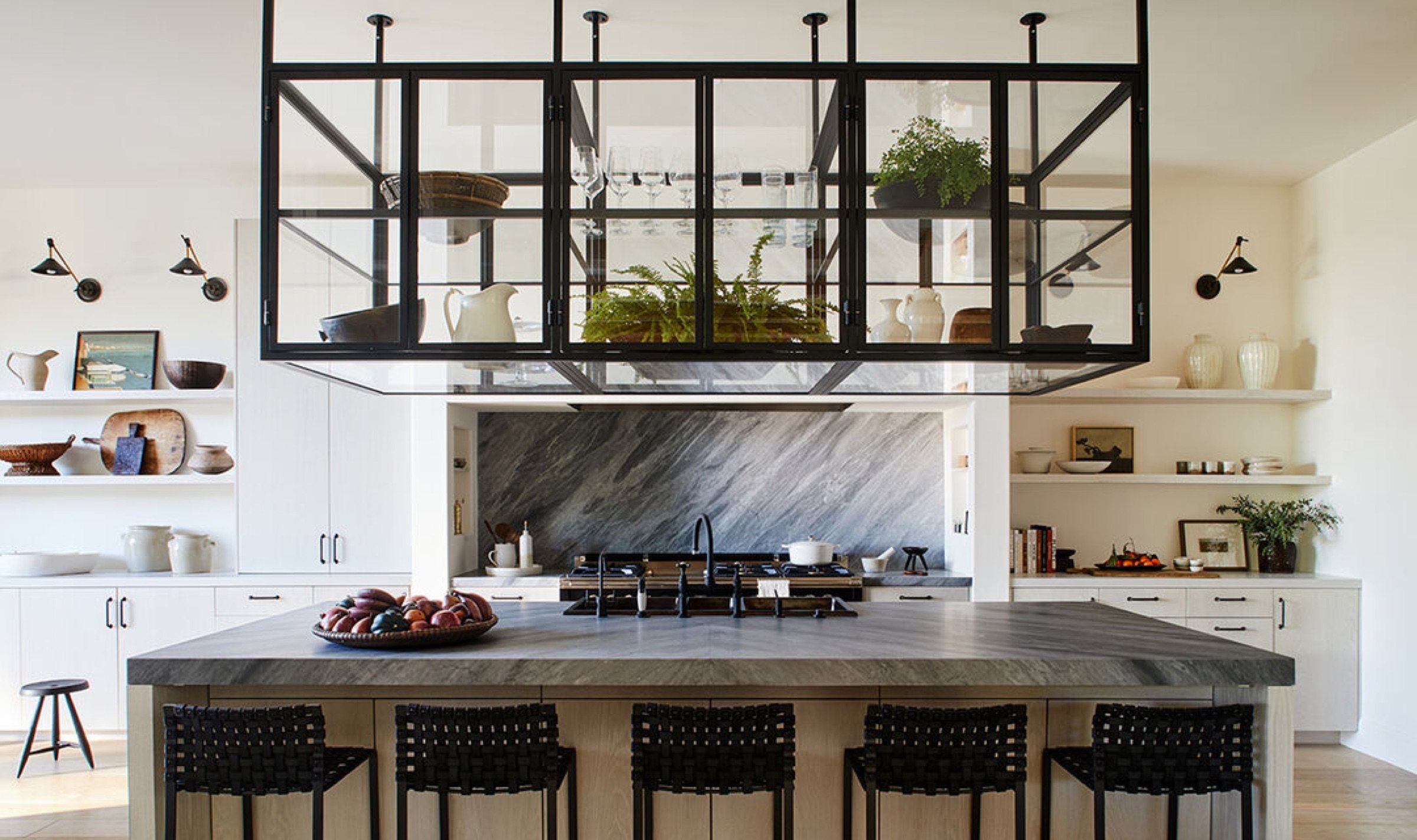 Interior or garden of 1362 Bella Oceana Vis, Pacific Palisades, a Carolwood Estates listing