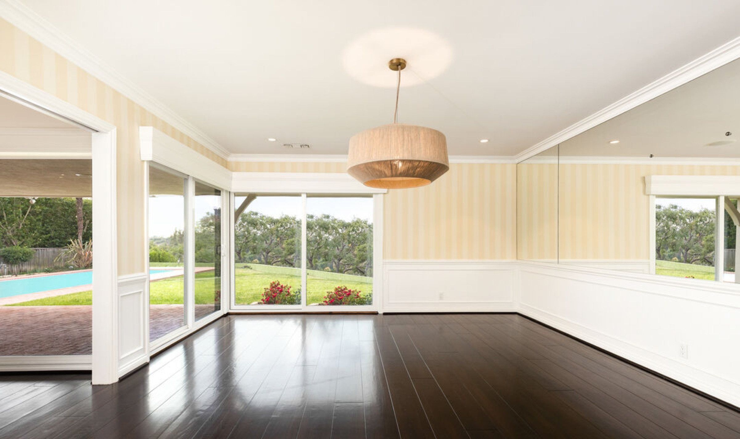 Interior or garden of 501 N Rockingham Ave, Los Angeles, a Carolwood Estates listing